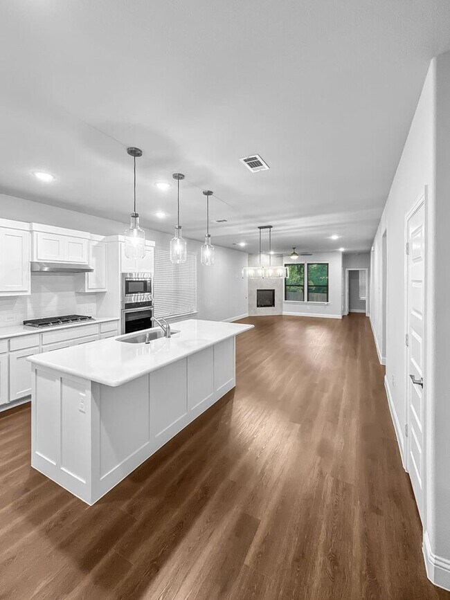 Building Photo - Gorgeous 3 Bedroom House for rent in Princeton !!