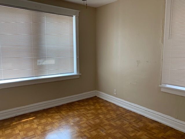 Building Photo - ONE MONTH FREE FOR 13 MONTH LEASE