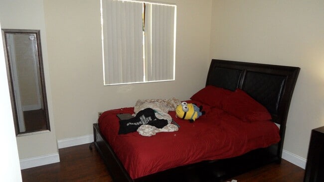 Foto del edificio - TH 2/2.5