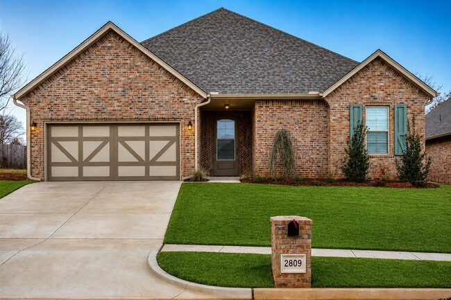 Building Photo - 2809 Tranquilo Ln