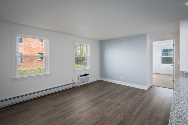 Foto del edificio - 1335-1357 Millersport Hwy