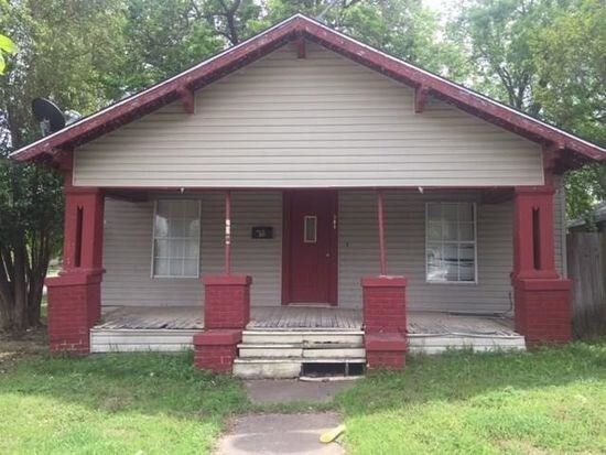 Primary Photo - 901 W Waggoman St