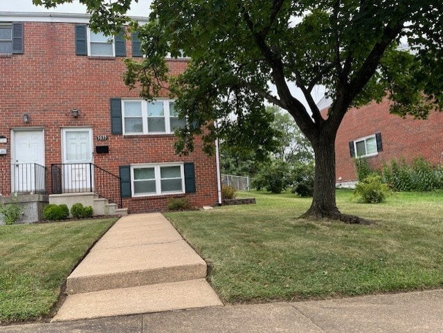 Foto principal - 5655 Chelwynd Rd