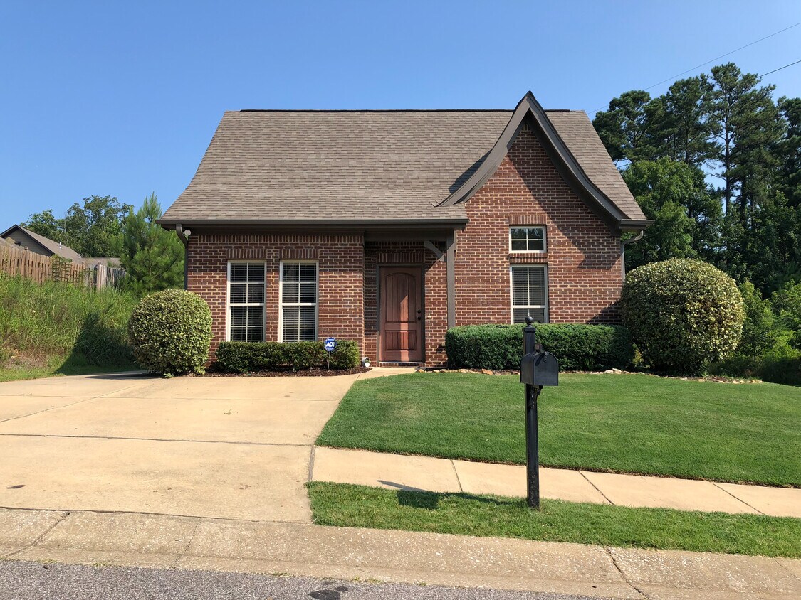 Primary Photo - 116 Kingston Ct