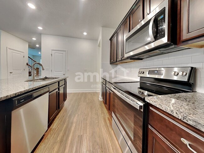 Building Photo - 1178 Tan Tara Trail