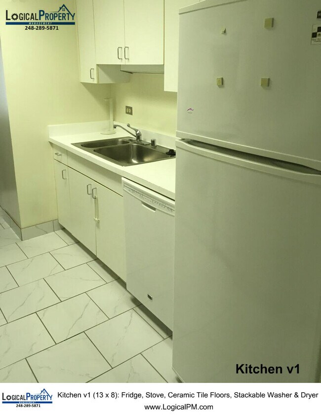 Kitchen v2 - 5000 Town Ctr