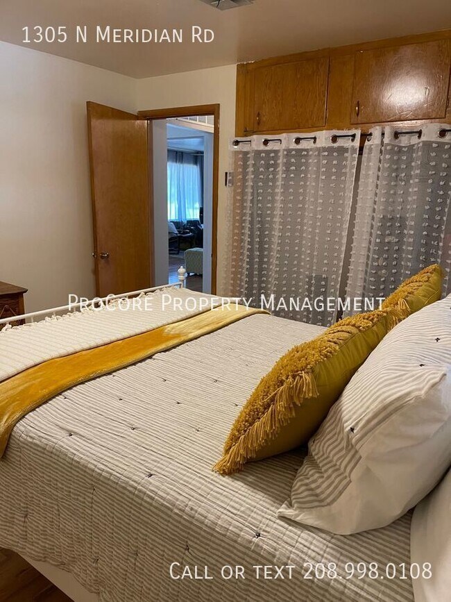 Foto del edificio - $1, 595.00 for 15-month lease  / Great loc...