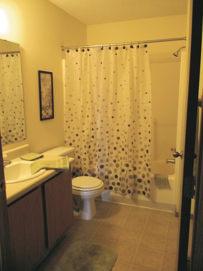 Mountain Boulevard Rentals Ozark, MO