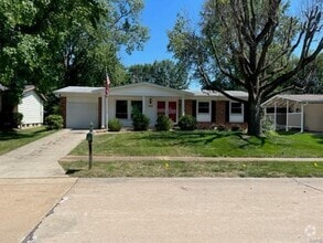 Building Photo - 2680 Knollwood Ln