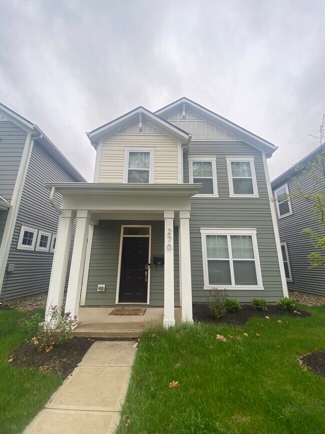 Foto del edificio - 270 N Warman Ave