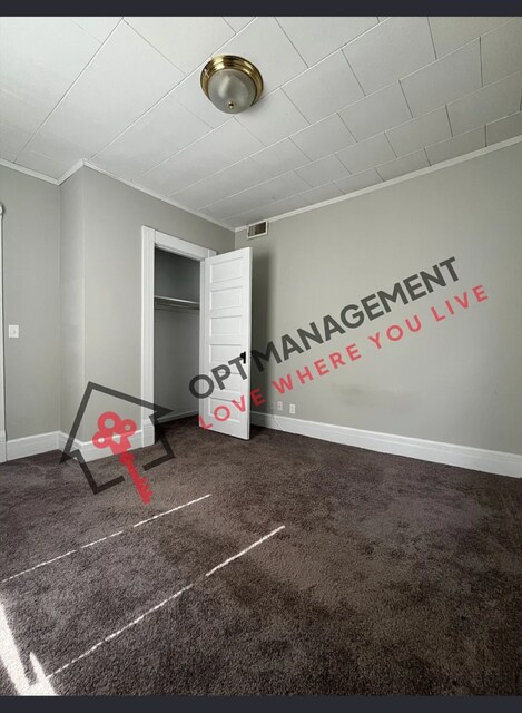 Foto del edificio - 1318 South St