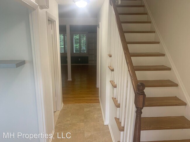 Building Photo - 3 br, 1.5 bath House - 3 Bideford Court