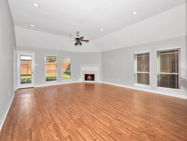 Foto del edificio - 21615 Brookchase Loop