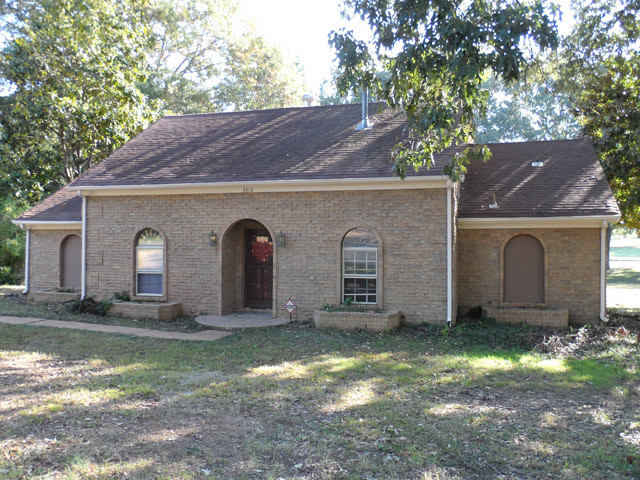 Primary Photo - 3816 Windyke Dr