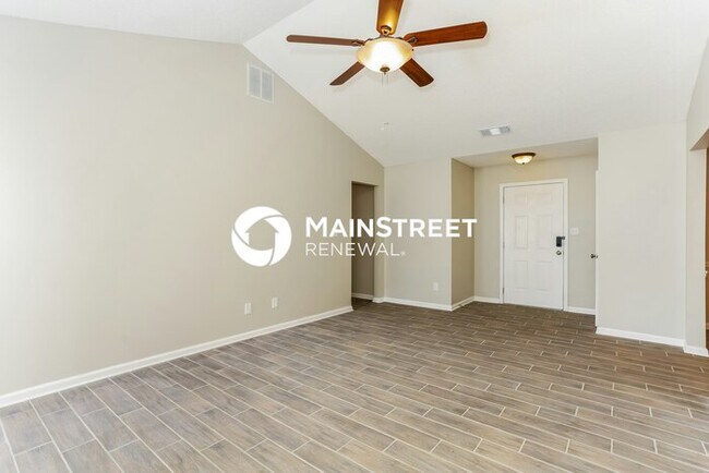 Building Photo - 3 Bedroom Pet-Friendly Home in LOCUST GROVE, GA with Main Street Renewal