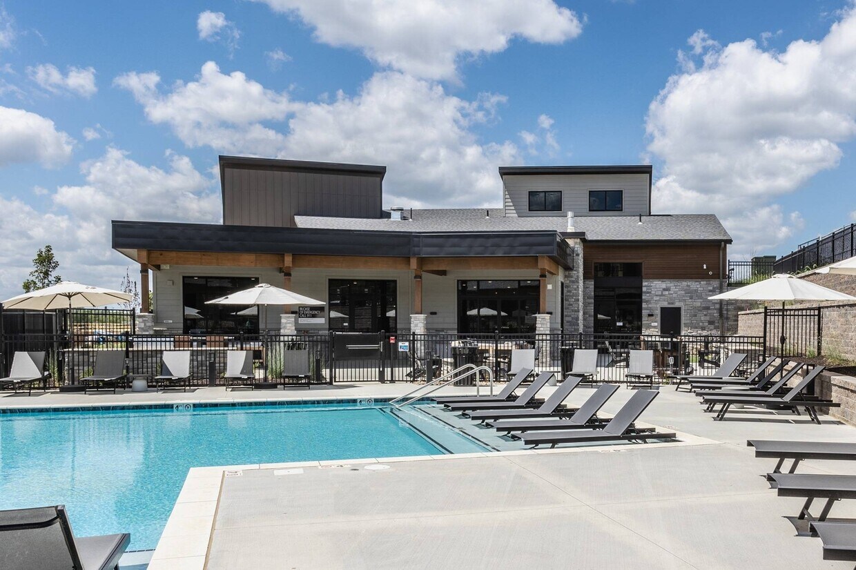 Urbane Apartments in Kansas City, MO