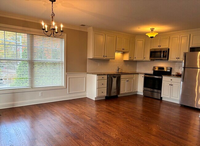 Foto del edificio - 67 W Main St