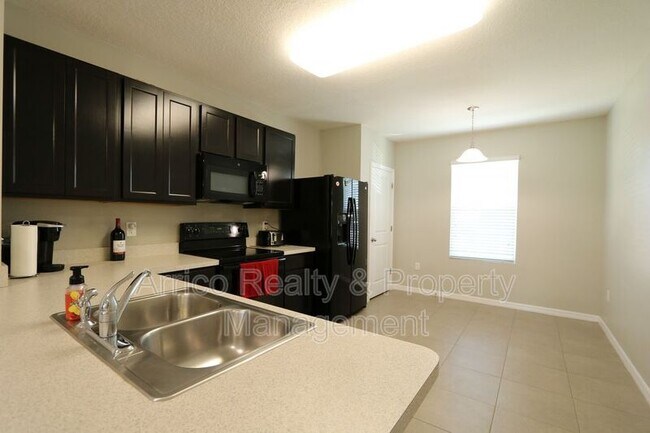 Foto del edificio - 9855 Hound Chase Dr