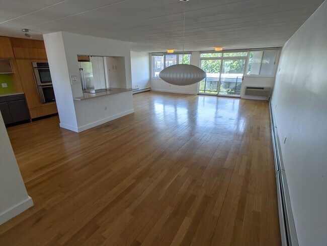 Foto del edificio - 345 Harvard St