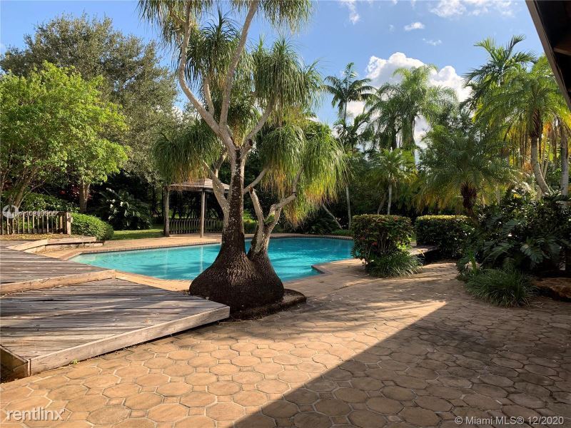 Foto del edificio - 4 br, 3 bath House - 11755 SW 68th Ct