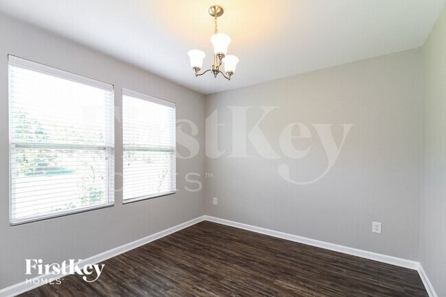 Foto del edificio - 726 Petree Farm Ln