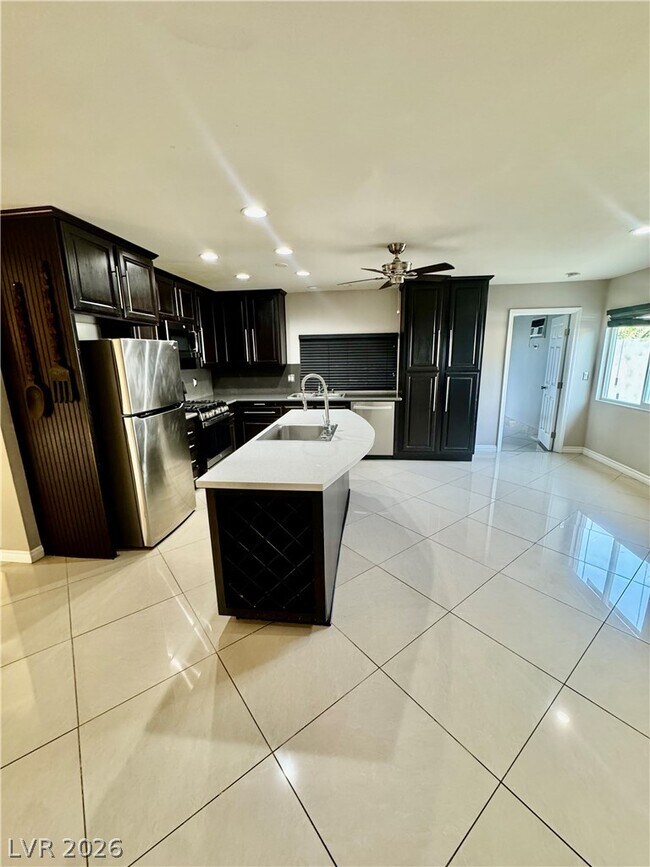 Foto del edificio - 6966 Pleasant View Ave