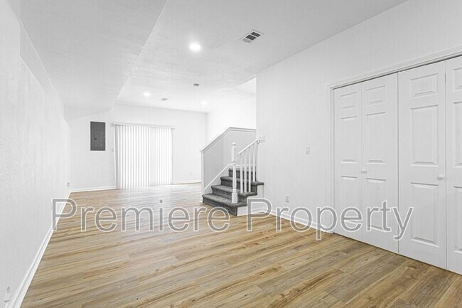 Foto del edificio - 17326 E Susquehanna Dr