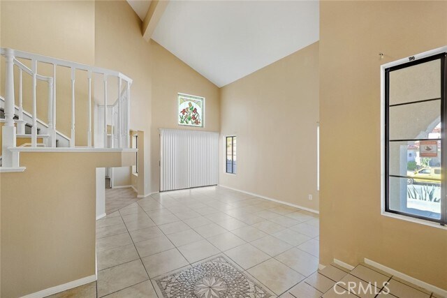 Foto del edificio - 325 Rainbow Terrace