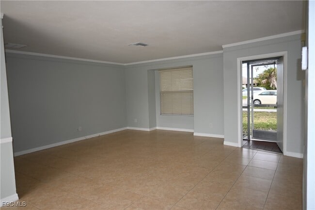Foto del edificio - 2324 Country Club Blvd