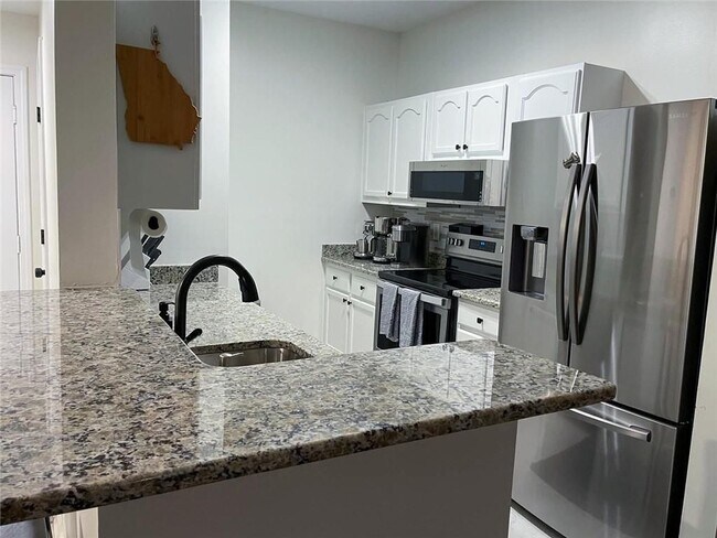 Foto del edificio - 2700 Pine Tree Rd NE