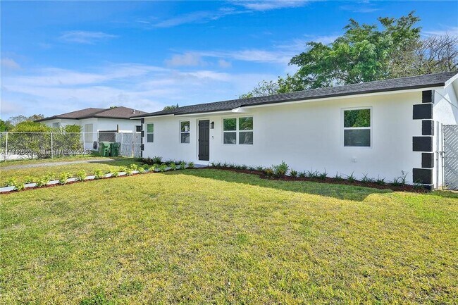 Foto del edificio - 439 SW 17th Terrace