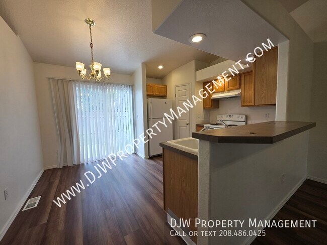 Foto del edificio - 2682 S Stonehedge Dr