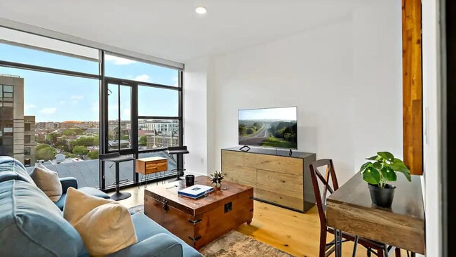 Foto del edificio - 1815 6th St NW