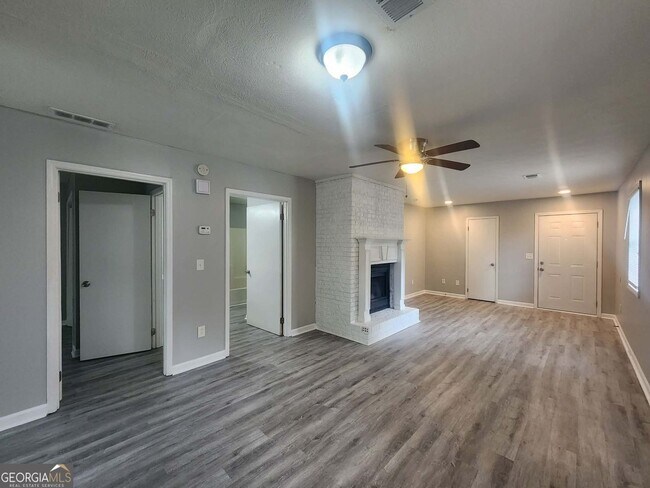 Foto del edificio - 1168 Pinedale Cir NW