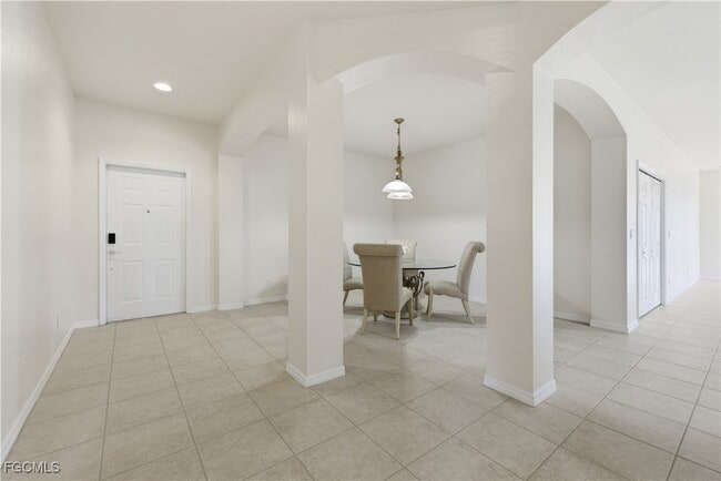 Building Photo - 14951 Reflection Key Cir