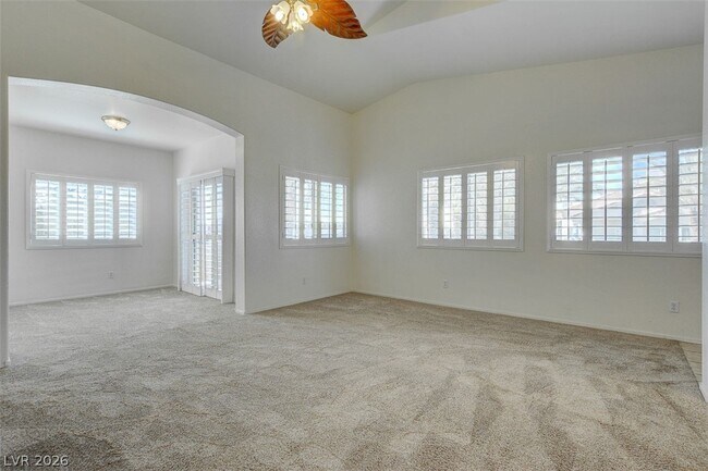 Foto del edificio - 7450 S Eastern Ave