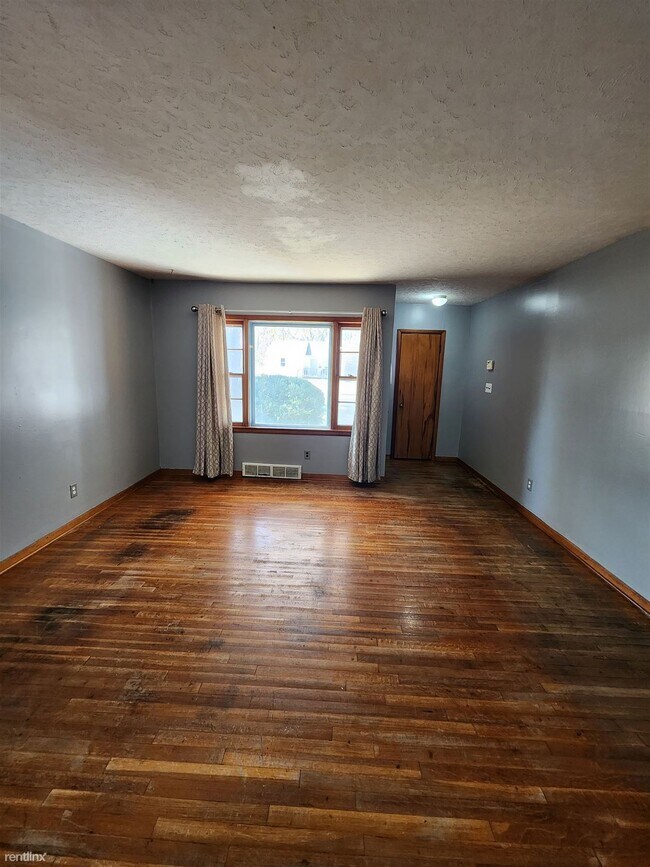 Building Photo - 3 br, 1 bath House - 1608 N Minneapolis St