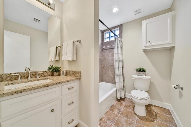 Building Photo - 8705 Bryam St