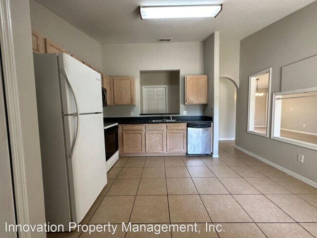 Foto del edificio - 4 br, 2 bath House - 421 Magpie Court