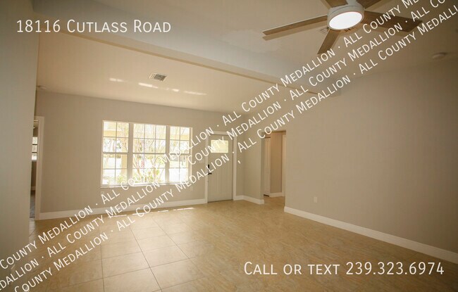 Foto del edificio - Fort Myers Beach Sailboat Access Home in t...