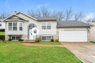 Building Photo - 5354 Trailview Dr