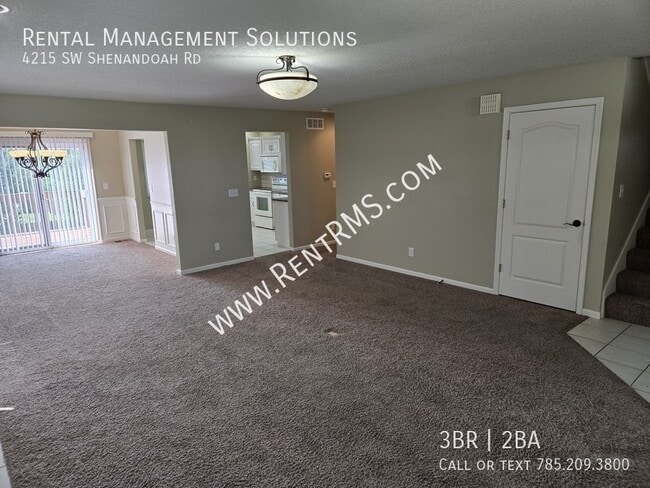 Building Photo - 4215 SW Shenandoah Rd
