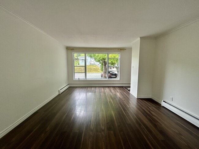 Building Photo - 58 Larkhall St