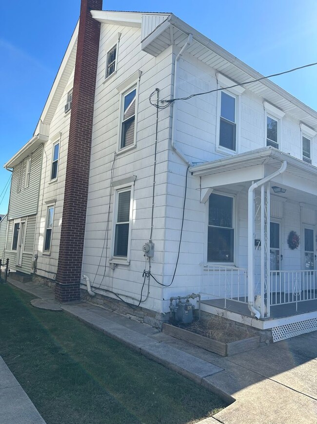 Building Photo - 3 bedroom home in Palmyra