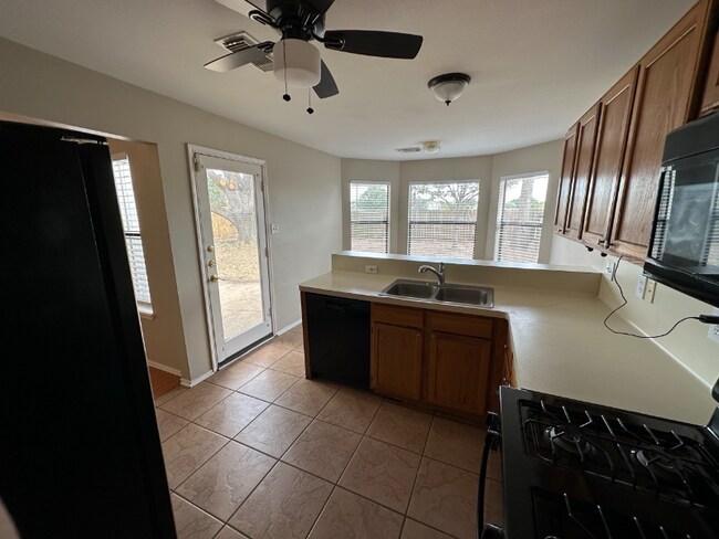 Foto del edificio - 21906 Calderbrook Dr