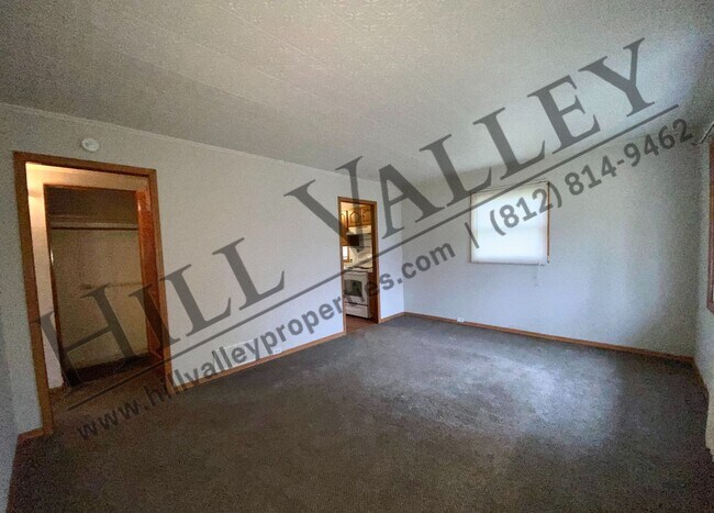 Foto del edificio - Two bedroom ranch - South