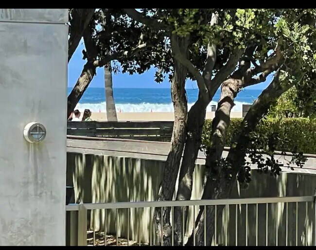 Foto del edificio - 12 28th Ave
