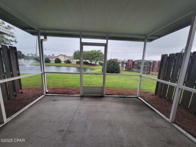 Foto del edificio - 206 Baldwin Rowe Cir