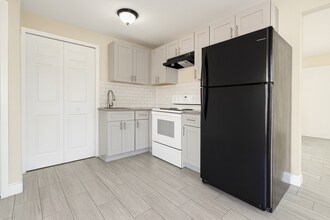 Building Photo - 5451-5453 Eleventh Ave