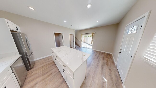 Foto del edificio - 4BD/2BA on 63rd!